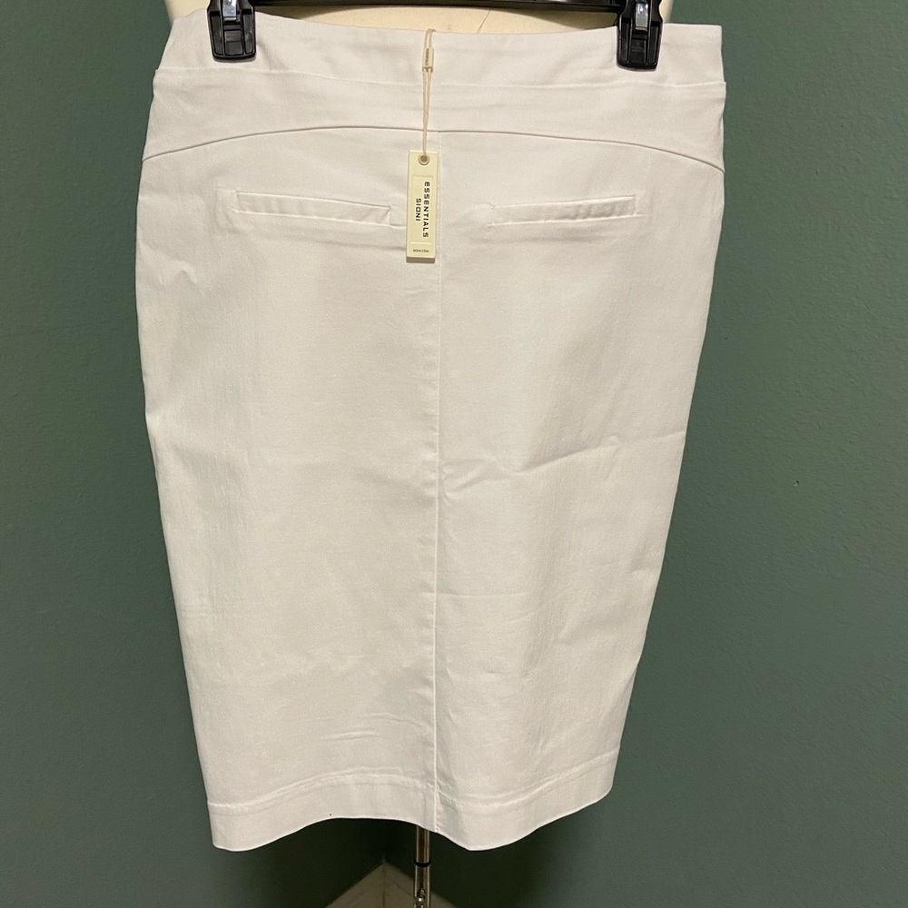 Women’s white skirt - Picture 4 of 5